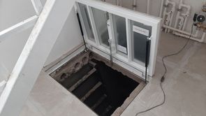 Floor hatch Self-lifting invisible hatch, corner Floor hatch Self-lifting invisible hatch, corner
